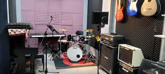 Music studio rental Dubai recording booth